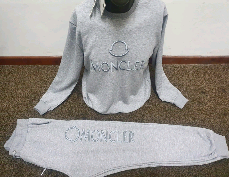 moncler jumper sale
